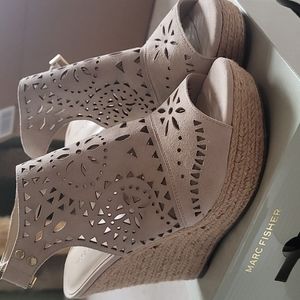 EUC Marc Fisher Harlea Perforated Suede Wedge Espadrille Women's Sandals size 10